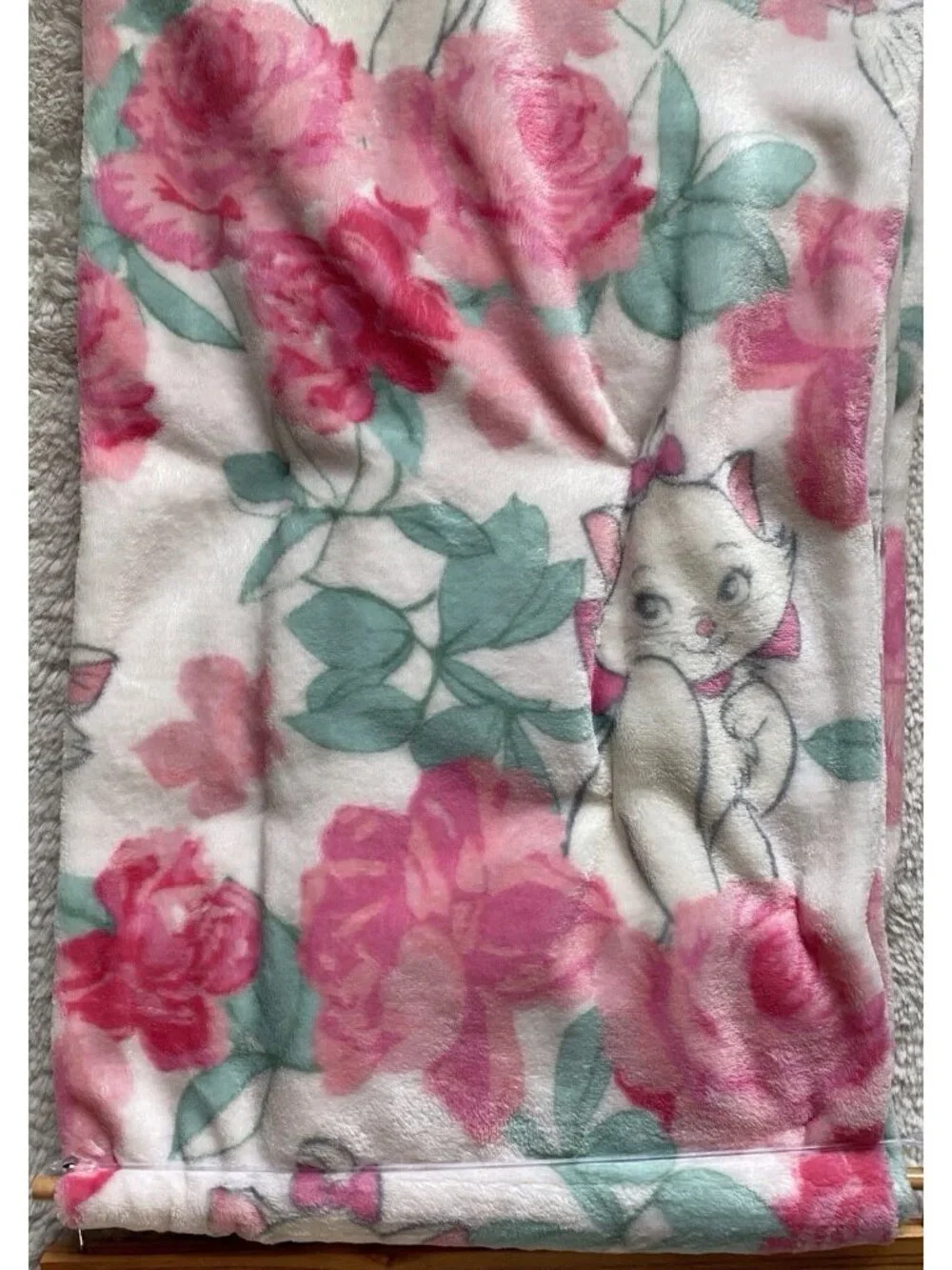 Disney Aristocats Marie Kitten Pink Roses Soft Throw Blanket‎ 50” X 70” NEW